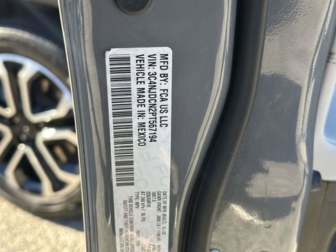 Certified 2023 Jeep Compass Limited image 20