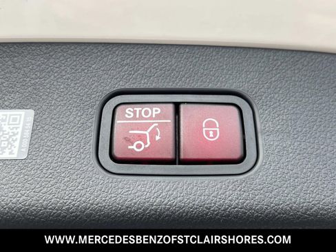 Used 2026 Mercedes-Benz GLC 300 4MATIC image 14