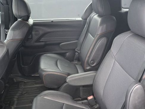 Used 2023 Toyota Sienna XSE image 25