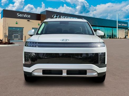 New 2026 Hyundai Ioniq 9 SE image 12