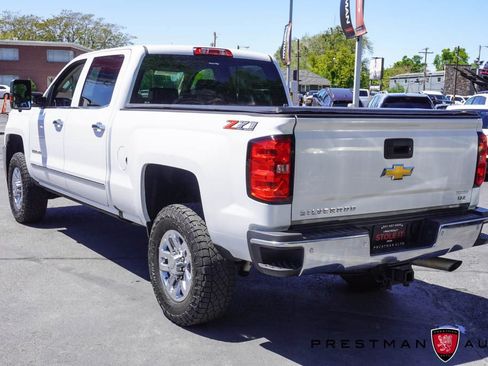 Used 2019 Chevrolet Silverado 2500 LTZ w/ LTZ Plus Package AWD/4WD image 22