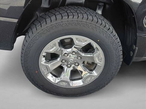 Used 2019 RAM 1500 Big Horn AWD/4WD image 10