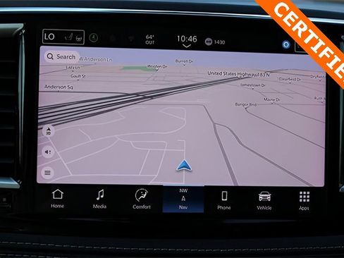 Used 2024 Chrysler Pacifica Select image 25