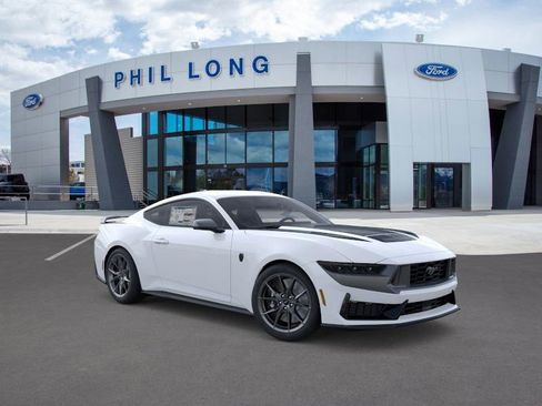 New 2026 Ford Mustang Dark Horse image 7