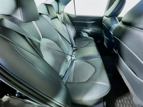 Certified 2024 Toyota Camry SE image 23