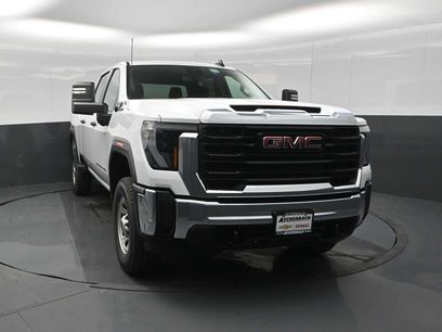 New 2026 GMC Sierra 2500 Pro w/ Convenience Package