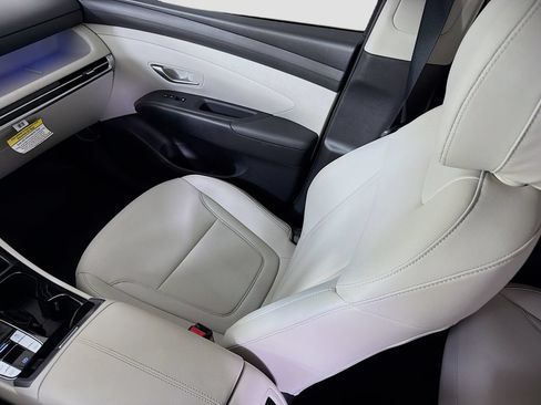 Used 2025 Hyundai Tucson SEL FWD image 28