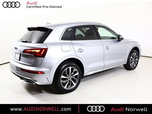 Used 2023 Audi Q5 2.0T Premium w/ Convenience Package AWD/4WD image 17