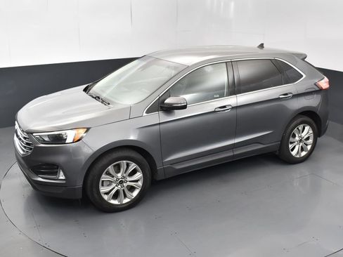 Used 2024 Ford Edge Titanium image 46