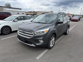 Used 2019 Ford Escape SEL video 1