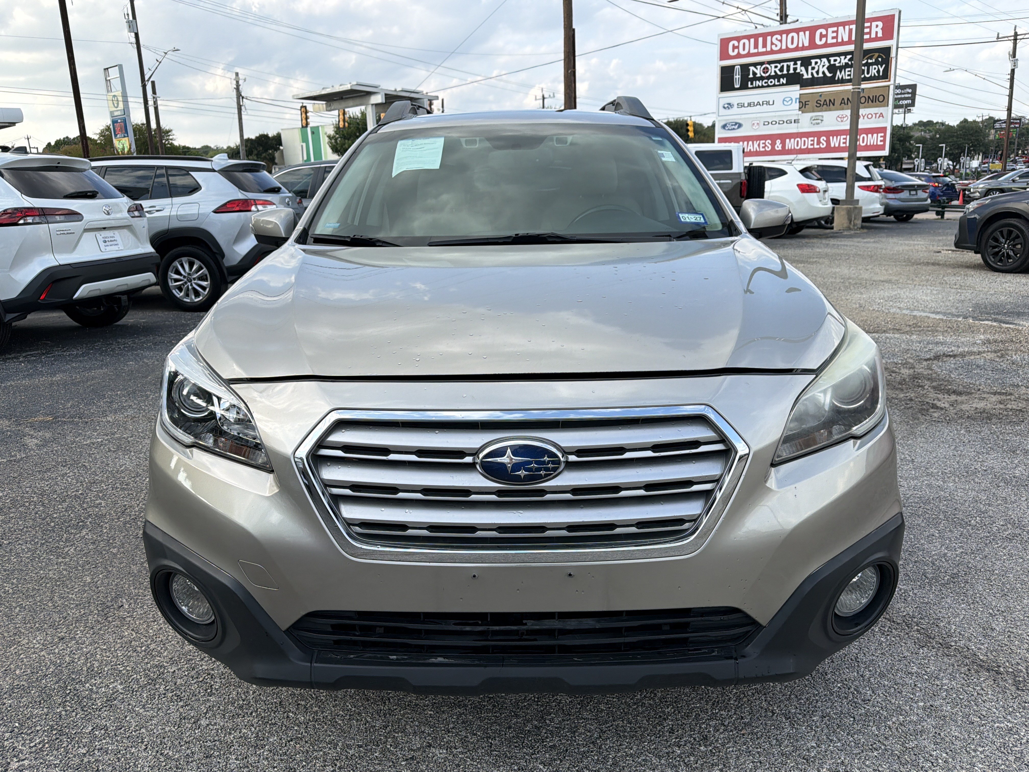 Used 2016 Subaru Outback 3.6R Limited AWD/4WD image 8