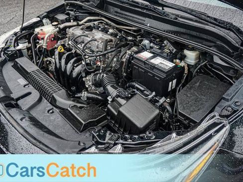 Used 2020 Toyota Corolla LE FWD image 35