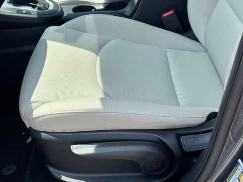 Used 2023 Kia Forte LXS w/ LXS Technology Package FWD image 17