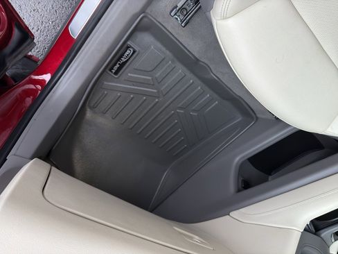 Used 2020 Cadillac XT6 Premium Luxury image 31