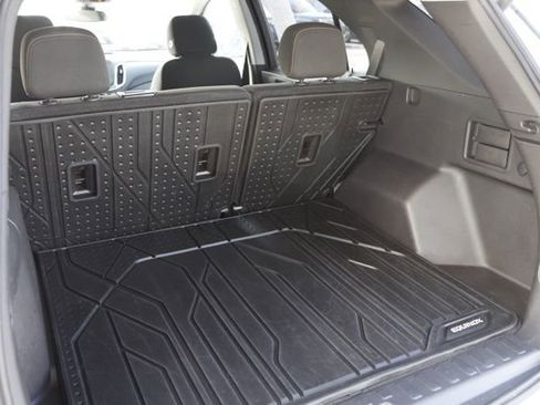 Used 2021 Chevrolet Equinox LT FWD image 7