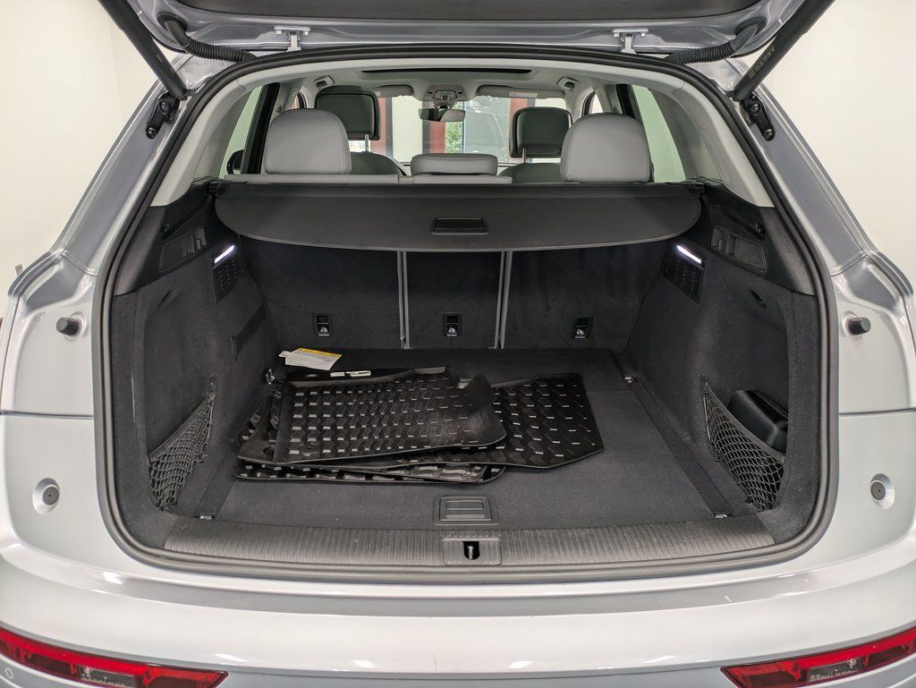 Used 2022 Audi Q5 2.0T Premium Plus w/ Premium Plus Package AWD/4WD image 24
