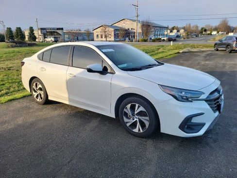 Used 2024 Subaru Legacy Premium image 1