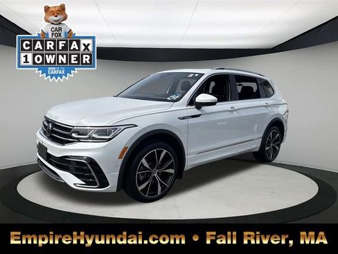 Used 2022 Volkswagen Tiguan SEL R-Line image 1
