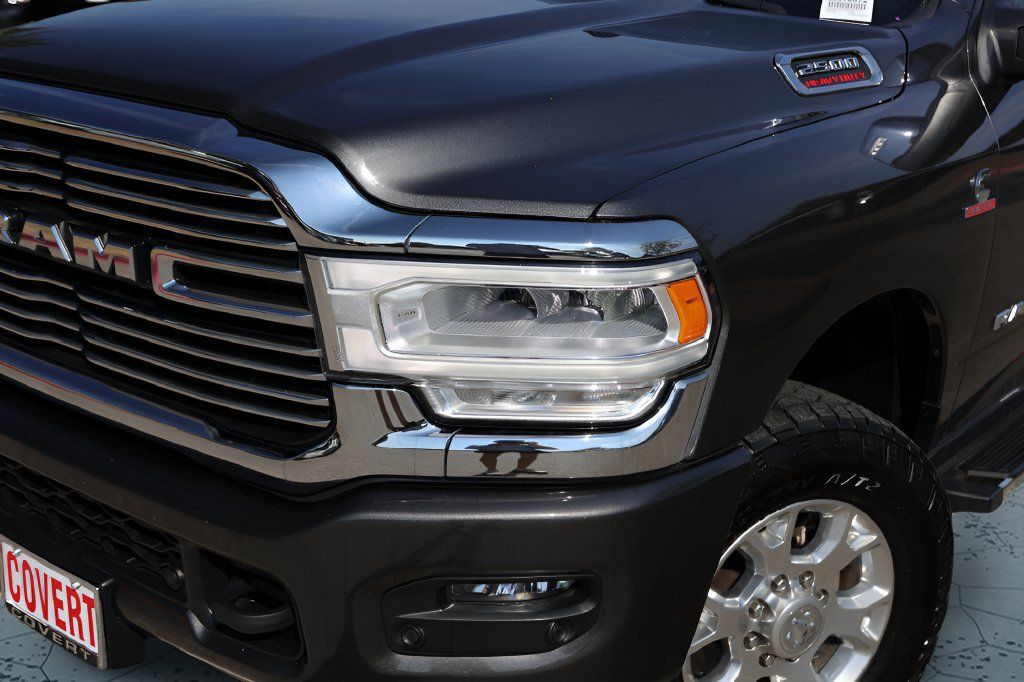 Used 2024 RAM 2500 Laramie AWD/4WD image 3