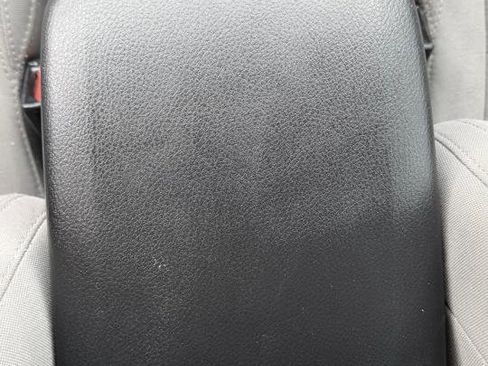 Used 2022 Toyota Tacoma SR AWD/4WD image 18