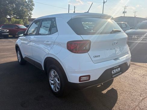 New 2026 Hyundai Venue SE FWD image 5