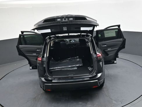 Certified 2026 Nissan Rogue SV FWD image 50