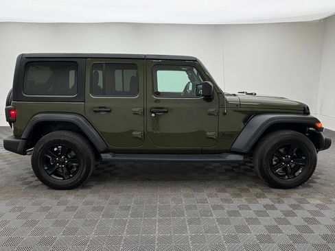 Used 2022 Jeep Wrangler Unlimited Sport AWD/4WD image 6