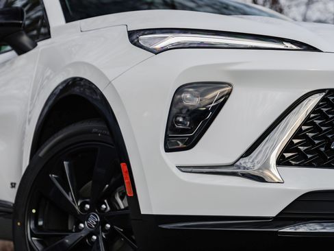 New 2026 Buick Envision Sport Touring image 3