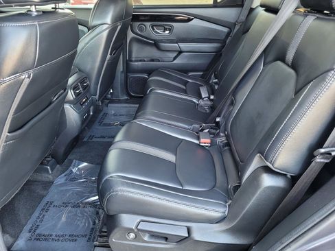 Used 2023 Honda Pilot Touring image 20