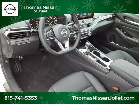 New 2025 Nissan Altima 2.5 SR w/ SR Premium Package image 10