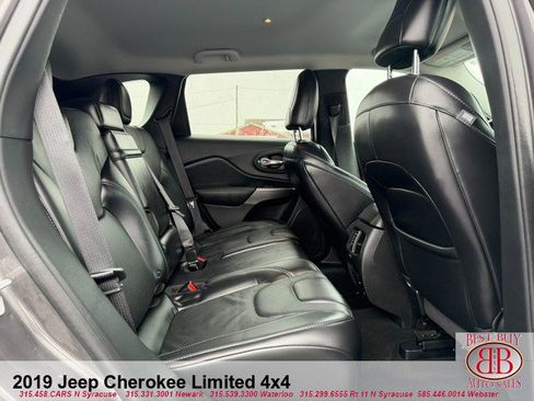 Used 2019 Jeep Cherokee Limited AWD/4WD image 12