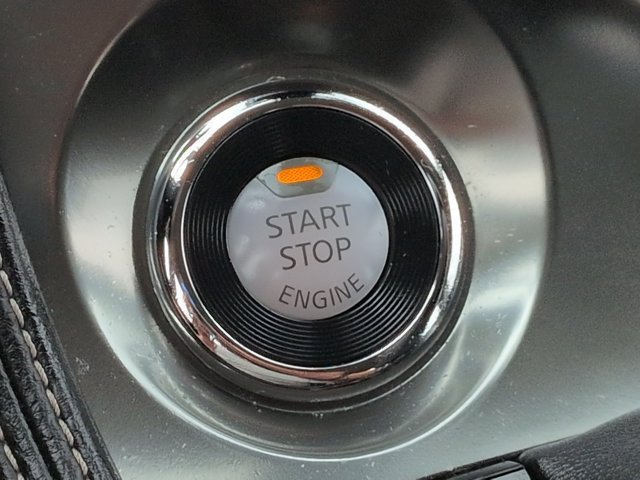 Used 2022 Nissan Maxima SV w/ Floor Mat Group FWD image 28
