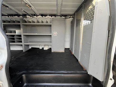 Used 2019 Chevrolet Express 2500 w/ Driver Convenience Package image 10