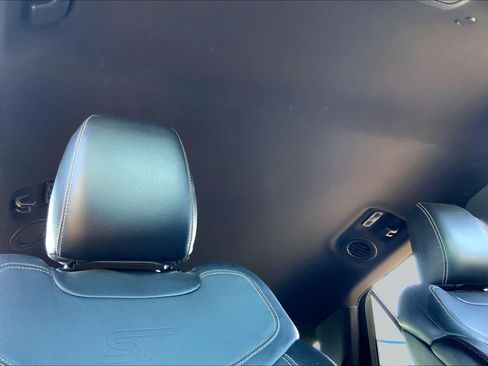 Used 2020 Ford Explorer ST w/ Premium Technology Package AWD/4WD image 14