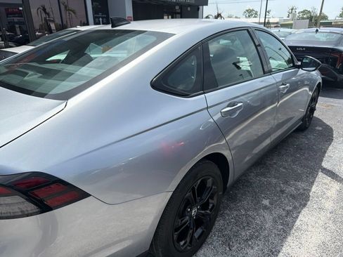 Used 2025 Honda Accord SE image 8
