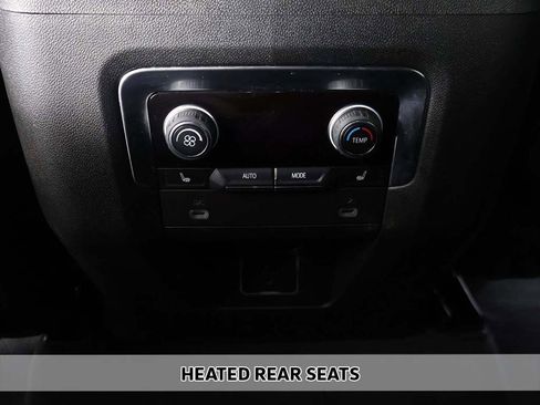 Used 2024 Chevrolet Tahoe LT w/ Luxury Package image 6