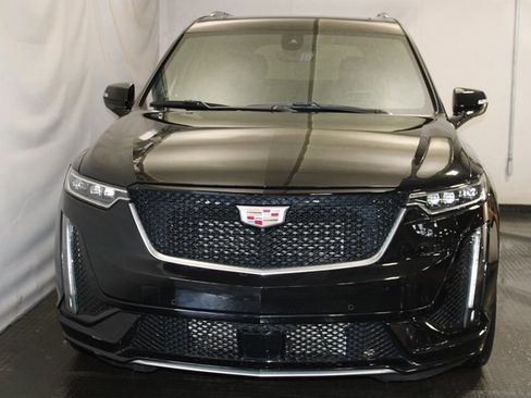 Certified 2024 Cadillac XT6 Sport w/ Technology Package image 3