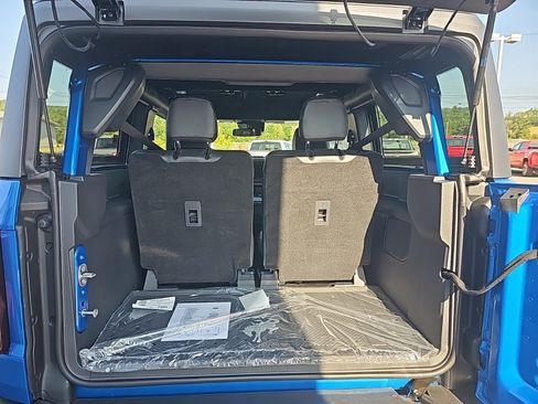 New 2024 Ford Bronco Big Bend w/ Sasquatch Package image 5