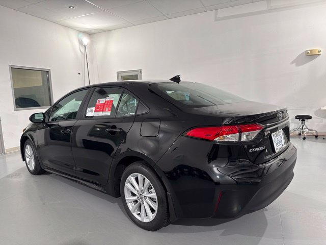 New 2026 Toyota Corolla LE w/ LE Premium Package FWD image 5