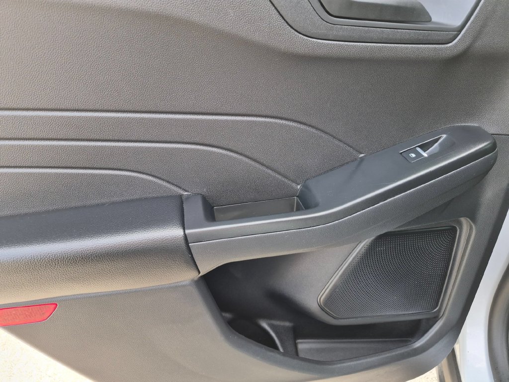 Used 2025 Ford Escape Active AWD/4WD image 24