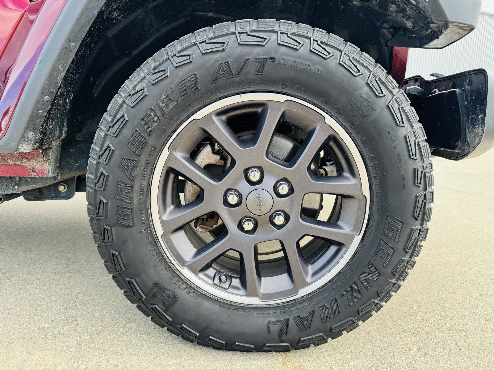 Used 2021 Jeep Wrangler Unlimited Sport AWD/4WD image 38