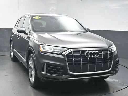 Used 2021 Audi Q7 3.0T Premium Plus w/ Executive Package image 2