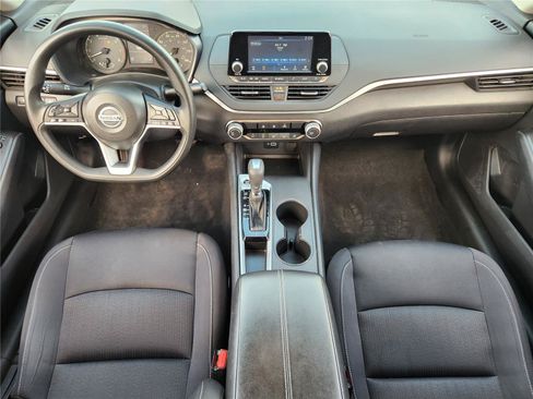 Used 2022 Nissan Altima 2.5 S FWD image 19