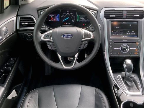 Used 2016 Ford Fusion Energi Titanium image 5