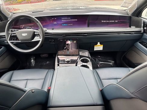 New 2025 Cadillac Escalade IQ Luxury 2 image 13