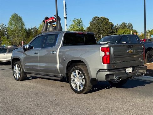 New 2026 Chevrolet Silverado 1500 High Country AWD/4WD image 5