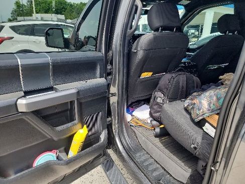 Used 2019 Ford F150 XLT w/ Equipment Group 302A Luxury AWD/4WD image 14