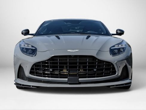 Used 2024 Aston Martin DB12 Coupe RWD image 3