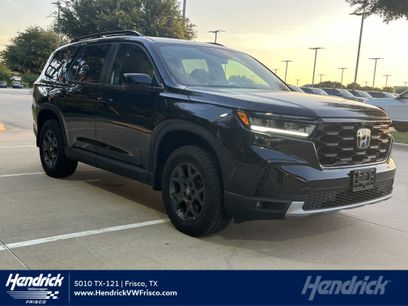 Used 2025 Honda Pilot TrailSport