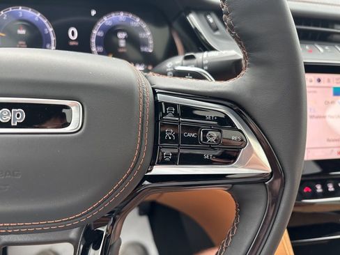 New 2026 Jeep Grand Cherokee Summit AWD/4WD image 63